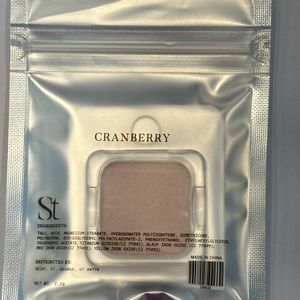 New unopened Seint Beuty Eyeshadow in the color Cranberry